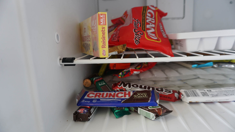 Illustration for article titled Twix and chill: Which candies taste better frozen?
